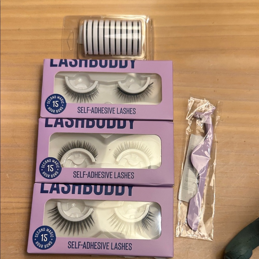 Lash Buddy - 3 sets unused. Self-Adhesive Lashes